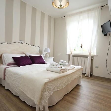 Tra I Campi Di Papaveri Bed & Breakfast Medesano Dış mekan fotoğraf